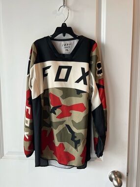 Fox Camo Motocross Jersey in Red, Olive & Black. Large